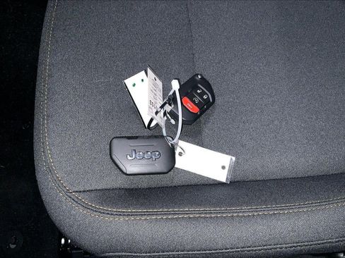 New 2026 Jeep Gladiator Sport image 28