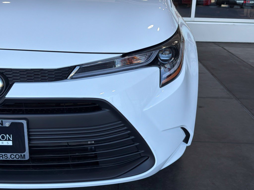 New 2027 Toyota Corolla LE FWD image 5