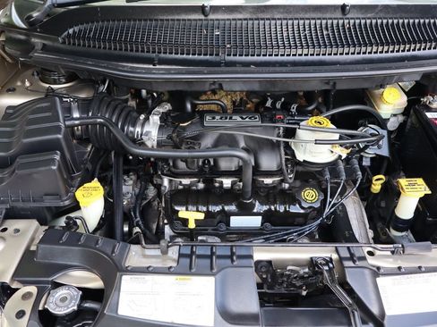Used 2002 Chrysler Town & Country EX FWD image 36