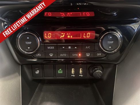 Used 2023 Mitsubishi Eclipse Cross SEL AWD/4WD image 43