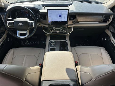 Used 2024 Ford Expedition Max Limited image 10
