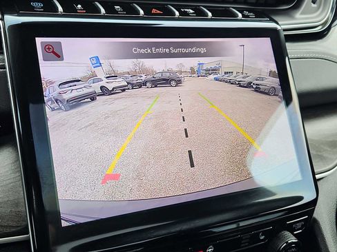 Used 2023 Jeep Grand Cherokee 4WD 4xe image 16