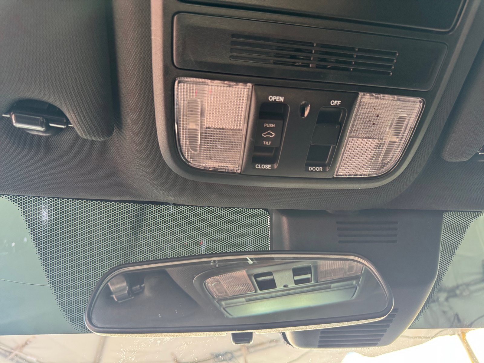 Used 2022 Honda Accord Sport image 25