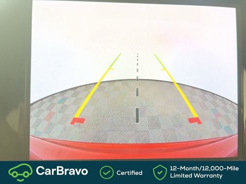 Used 2025 Jeep Compass Latitude image 32