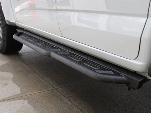 Used 2022 GMC Canyon AT4 w/ Trailering Package image 33