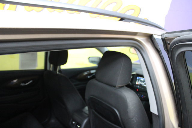 Used 2019 GMC Terrain SLE FWD image 10