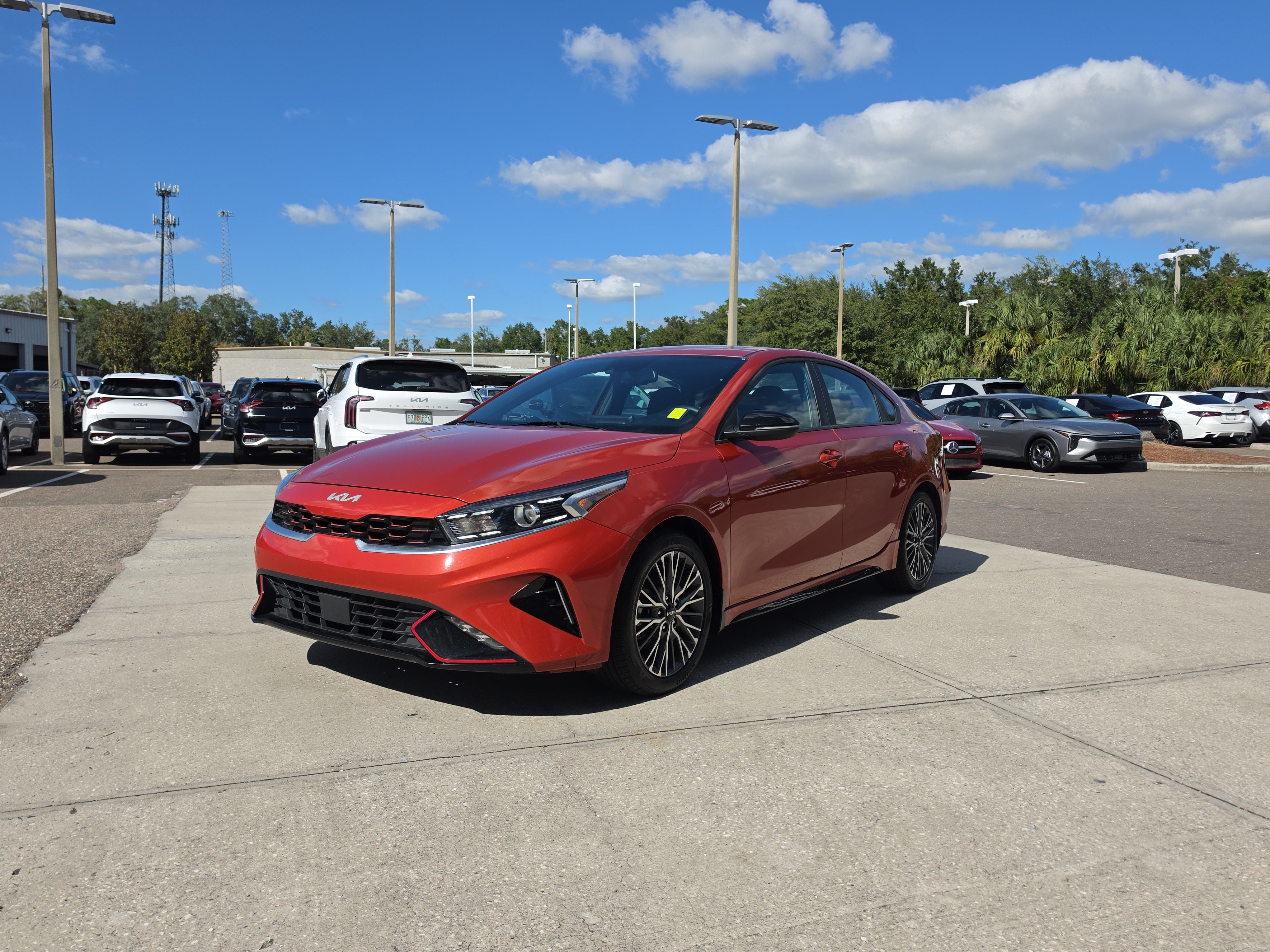 Used 2023 Kia Forte GT-Line w/ GT-Line Premium Package FWD image 4