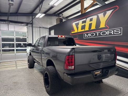 Used 2018 RAM 3500 Big Horn w/ Sport Appearance Group AWD/4WD image 14