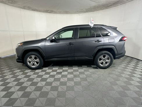 Certified 2023 Toyota RAV4 XLE w/ Convenience Package FWD image 6