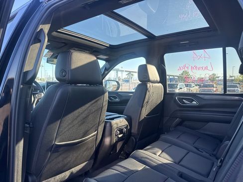 Used 2022 Chevrolet Tahoe RST w/ Luxury Package image 14