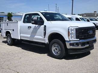 New 2026 Ford F250 XL w/ XL Chrome Package AWD/4WD video 2