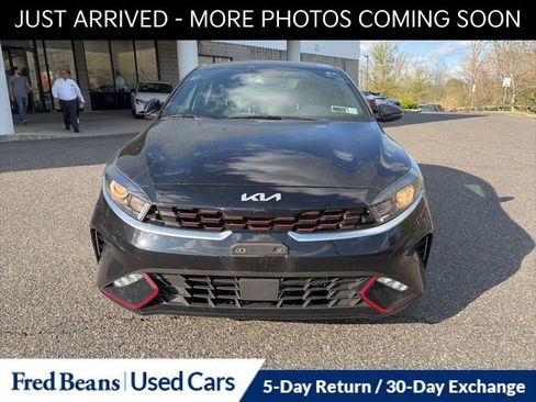 Used 2023 Kia Forte GT-Line w/ GT-Line Premium Package FWD image 2