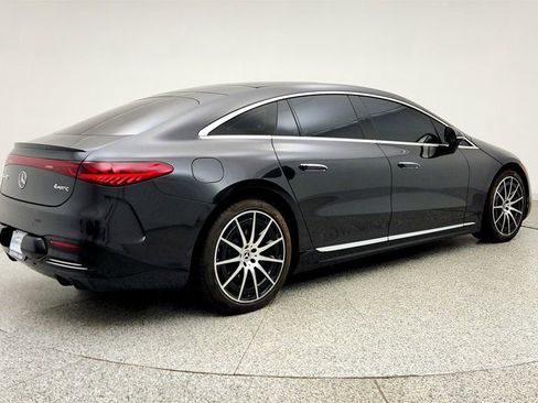 Used 2023 Mercedes-Benz EQS 580 4MATIC Sedan image 5
