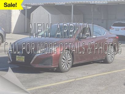 Certified 2025 Nissan Altima 2.5 SV