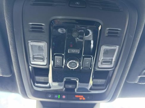 Used 2025 Cadillac Escalade Sport Platinum w/ LPO, ONYX Package AWD/4WD image 25