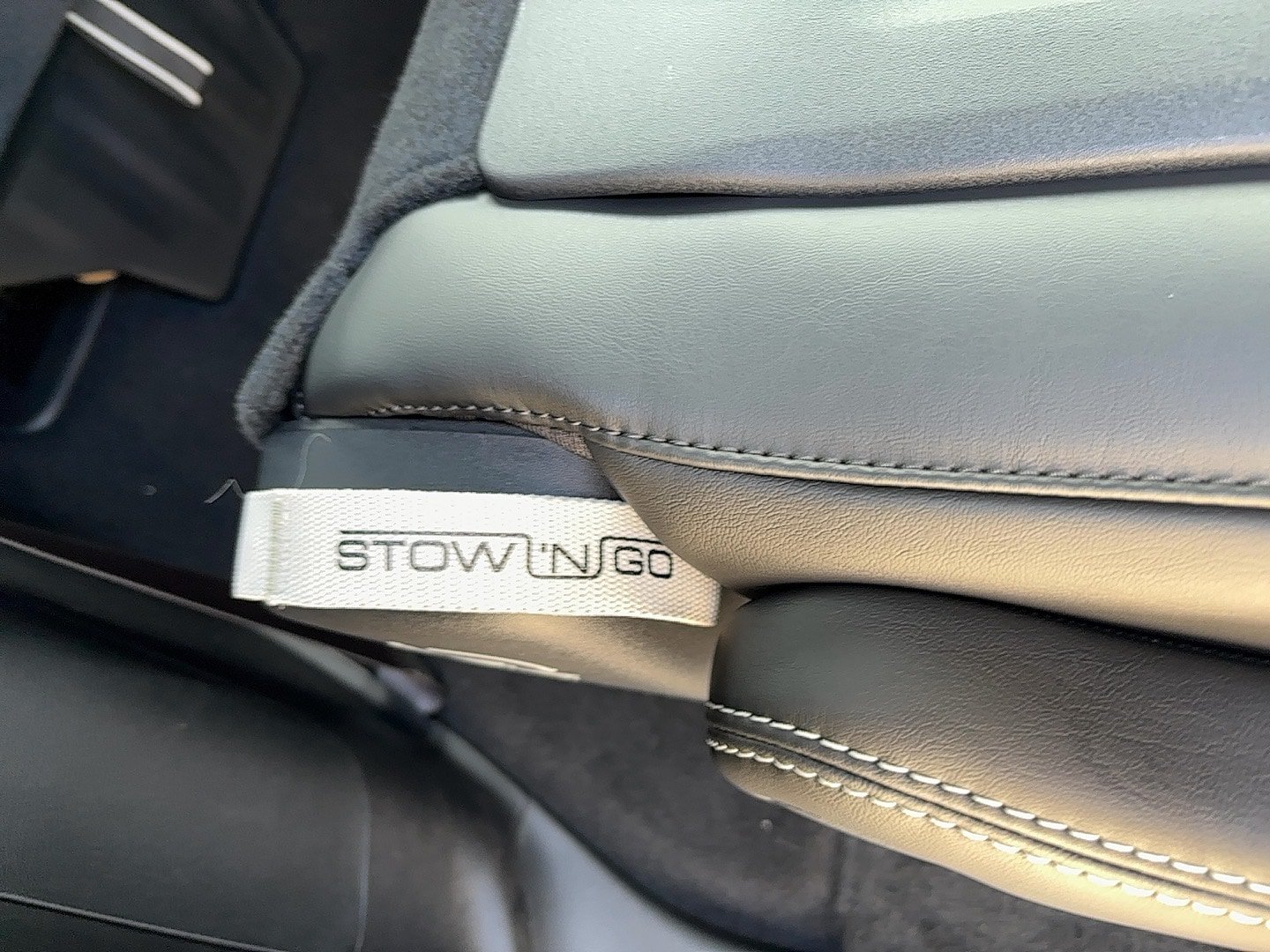 New 2027 Chrysler Pacifica Select AWD/4WD image 9