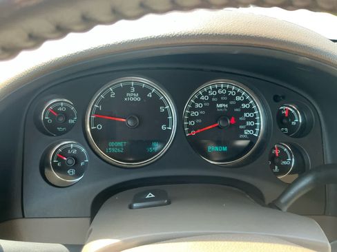 Used 2011 GMC Yukon SLT w/ SLT-2 Equipment Package AWD/4WD image 17
