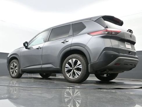Used 2023 Nissan Rogue SV image 10