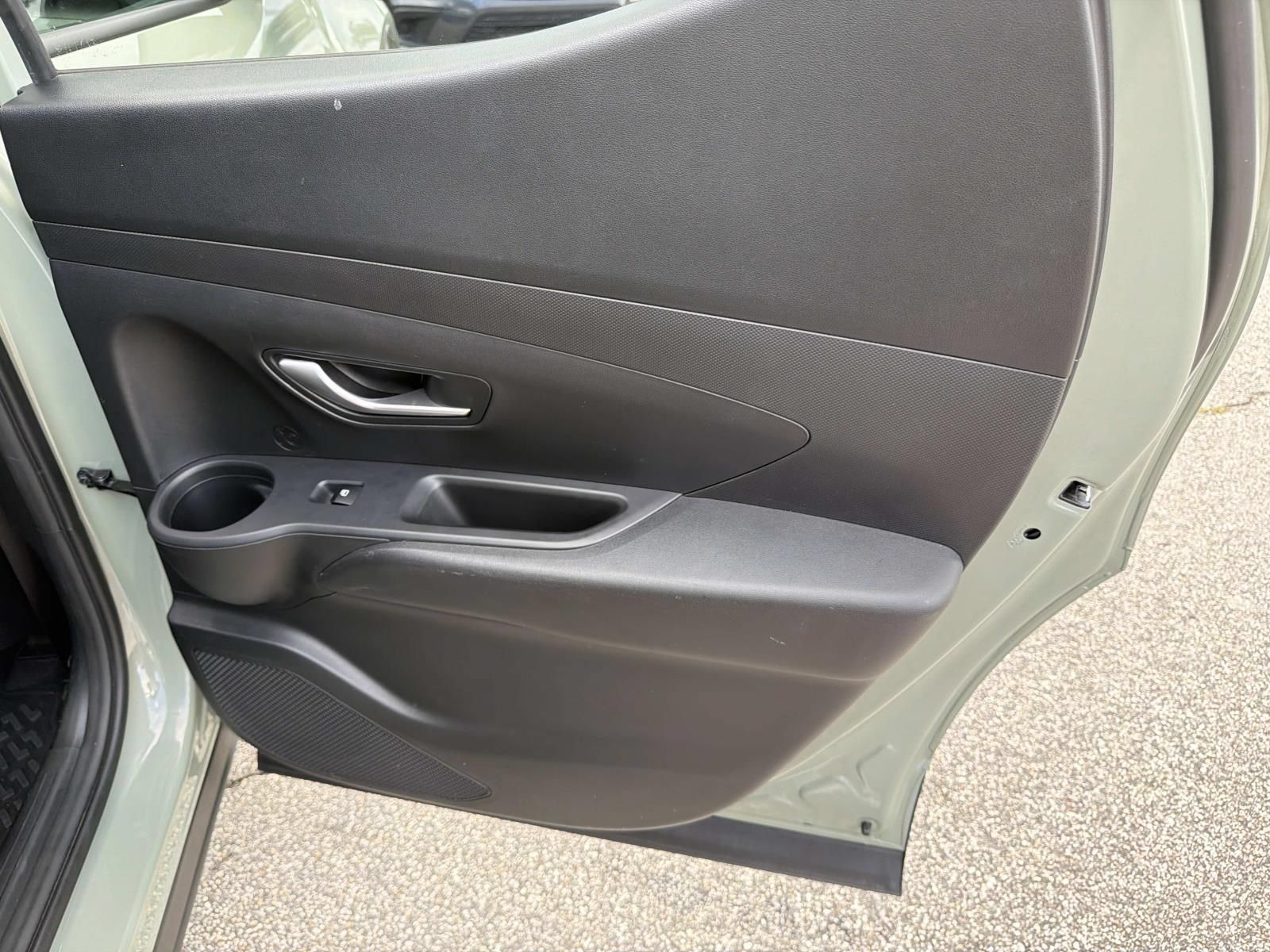 Used 2024 Hyundai Santa Cruz SEL w/ Activity Package FWD image 16