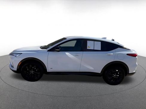 Used 2025 Buick Envista Sport Touring image 9