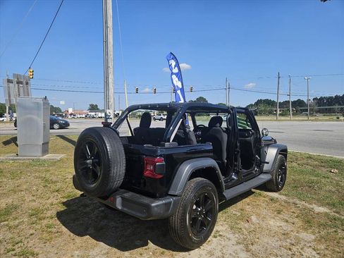 Used 2022 Jeep Wrangler Unlimited Sport AWD/4WD image 17