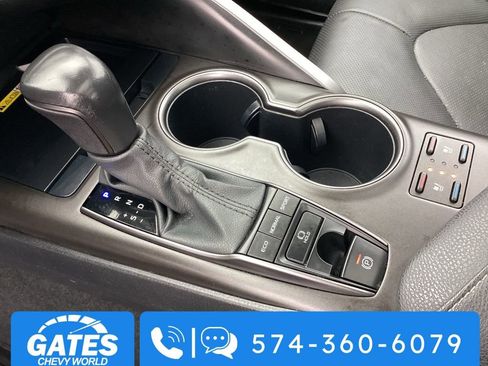 Used 2023 Toyota Camry XSE image 30