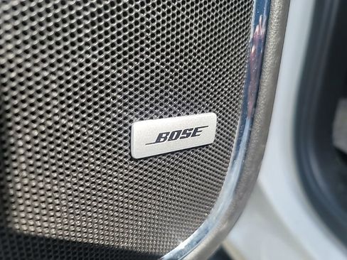 Used 2017 Chevrolet Tahoe LT image 9