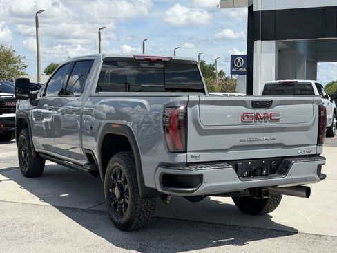 Used 2025 GMC Sierra 2500 AT4 w/ AT4 Premium Plus Package AWD/4WD image 7