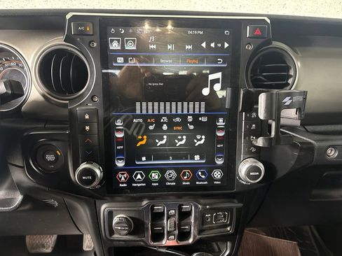Used 2021 Jeep Gladiator Mojave AWD/4WD image 15