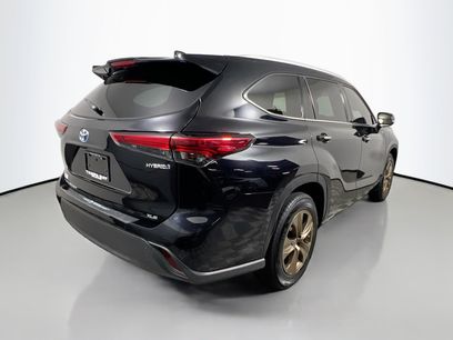 Used 2022 Toyota Highlander Bronze Edition