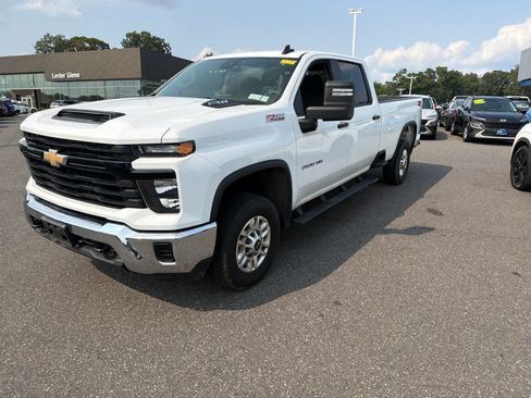 Certified 2024 Chevrolet Silverado 2500 W/T w/ WT Convenience Package AWD/4WD image 6