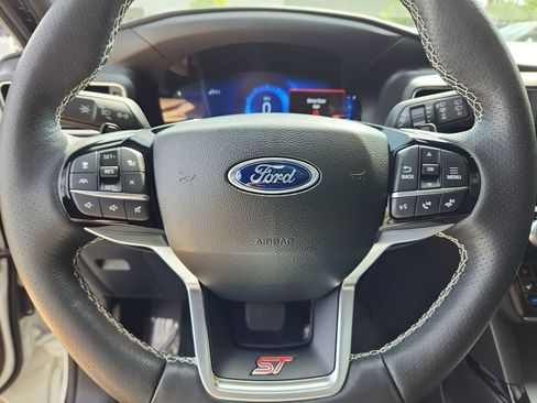 Used 2023 Ford Explorer ST w/ Equipment Group 401A AWD/4WD image 18