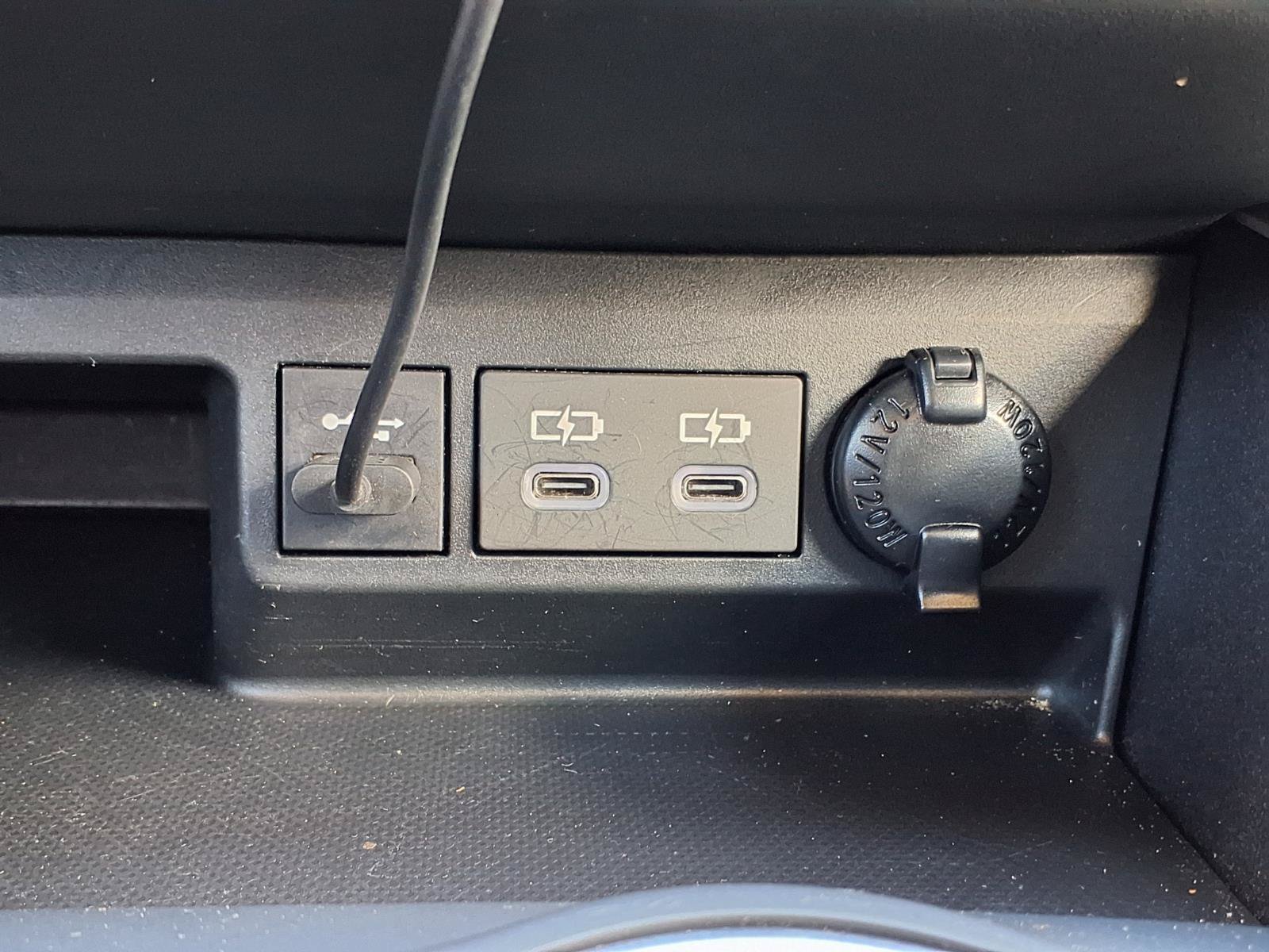 Certified 2025 Toyota Highlander LE FWD image 20