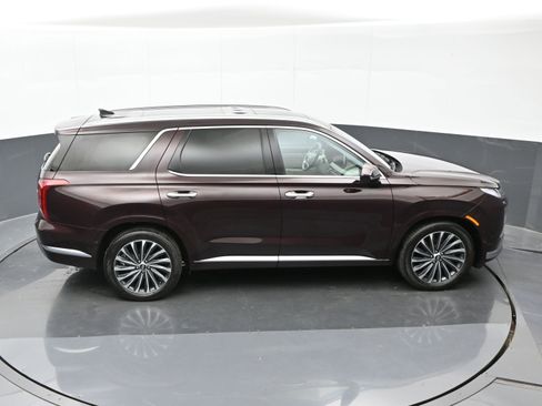 Used 2024 Hyundai Palisade Calligraphy image 40