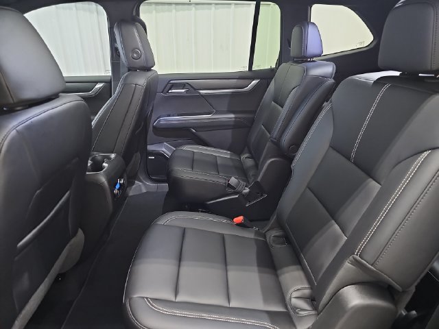 Used 2026 GMC Acadia Elevation w/ Black Edition FWD image 23