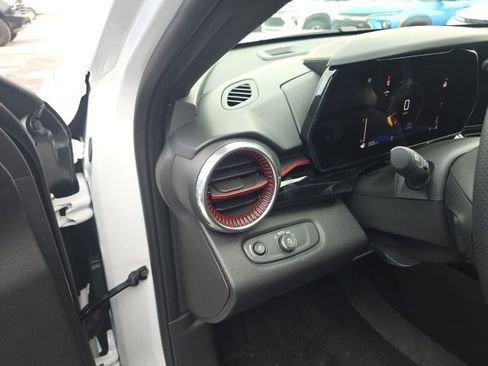 New 2026 Chevrolet Trax RS w/ Sunroof Package image 12