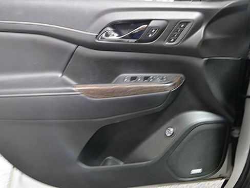 Used 2020 GMC Acadia Denali w/ Technology Package image 6