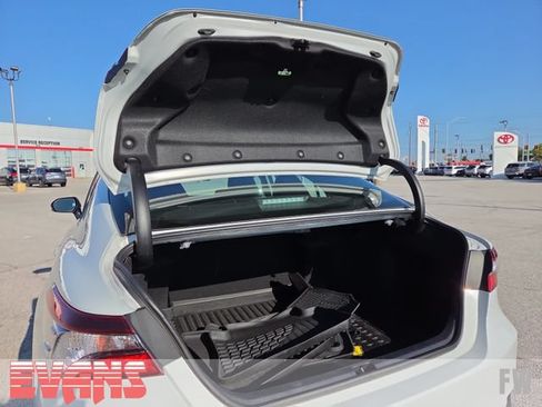 Used 2023 Toyota Camry LE FWD image 24