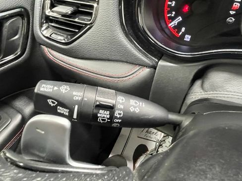 Used 2025 Dodge Durango GT AWD/4WD image 31