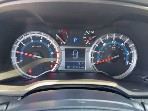 Used 2015 Toyota 4Runner SR5 RWD image 10