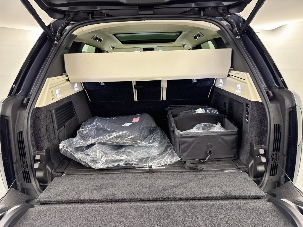 New 2027 Land Rover Range Rover Long Wheelbase Autobiography AWD/4WD image 28