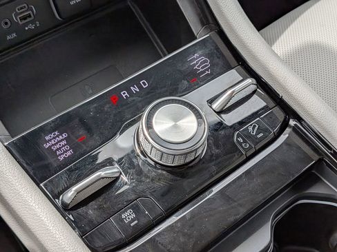 Used 2023 Jeep Grand Cherokee L Overland w/ Advanced Protech Group III AWD/4WD image 20