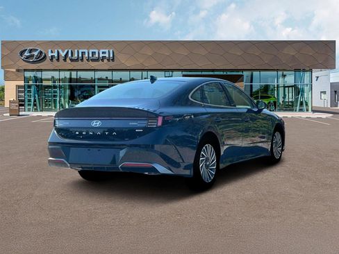 Certified 2025 Hyundai Sonata SEL image 8