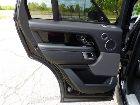 Used 2018 Land Rover Range Rover Supercharged AWD/4WD image 31