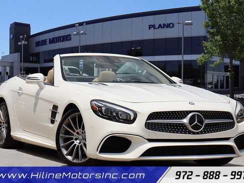 Used 2017 Mercedes-Benz SL 550 w/ Driver Assistance Package image 1