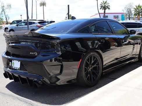 Used 2016 Dodge Charger SRT Hellcat RWD image 13