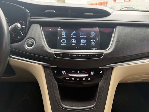 Used 2018 Cadillac XT5 AWD image 35