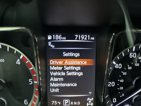 Used 2016 Nissan Titan SL AWD/4WD image 15