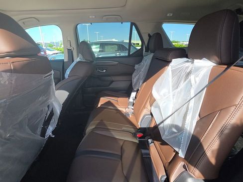 Used 2026 Honda Pilot Touring image 13
