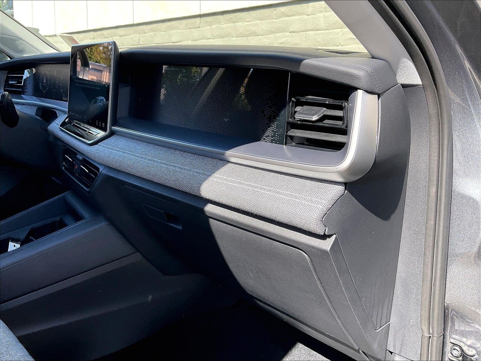 Certified 2025 Volkswagen Tiguan S AWD/4WD image 15